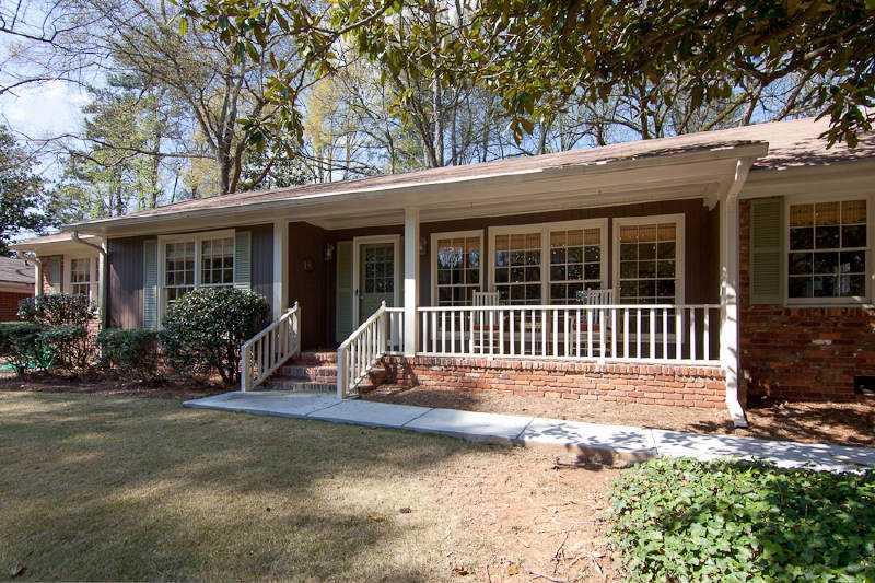 4414 Tree Haven Dr., Atlanta, GA 30342