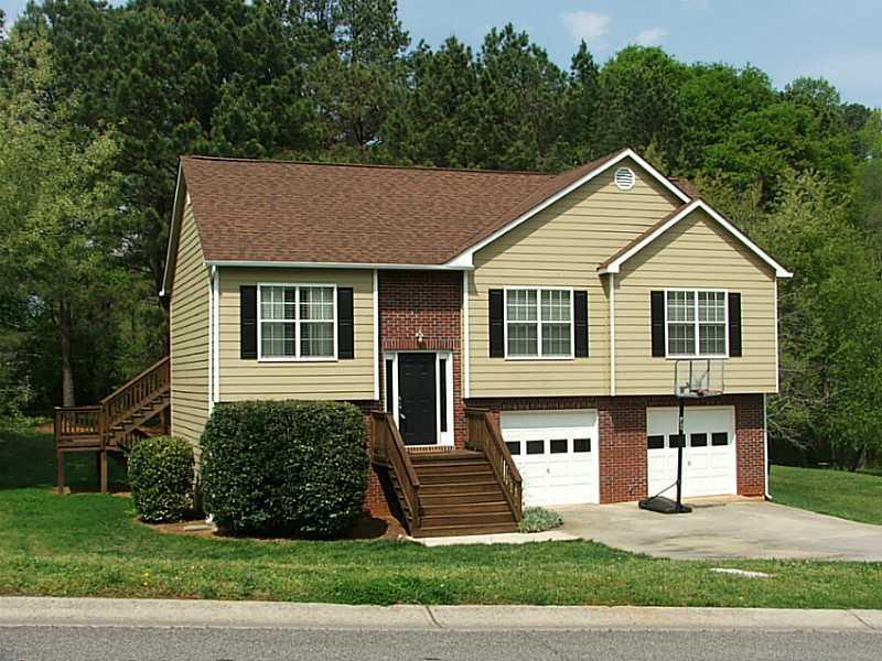 101 Laguna Springs Dr., Woodstock, GA 30188