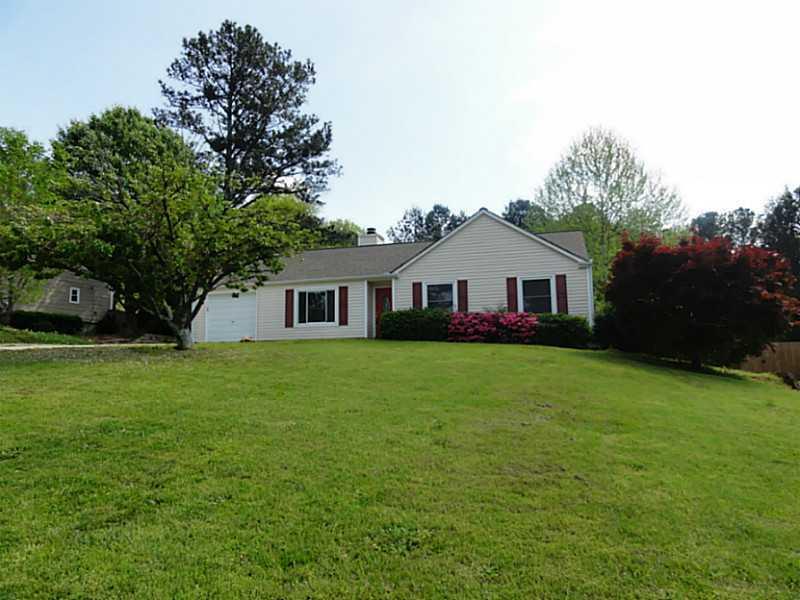 212 Apple Branch Dr., Woodstock, GA 30188