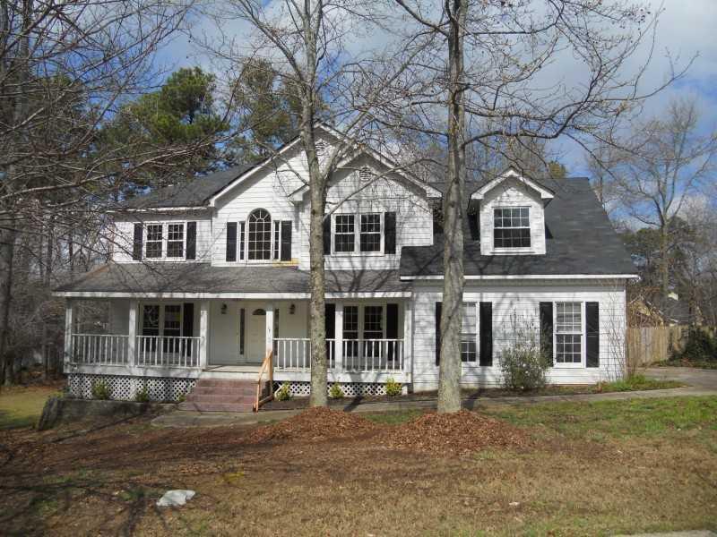 1689 Peachcrest Ct., Lawrenceville, GA 30043