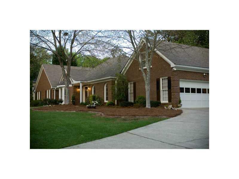 110 Bayvale Ct., Sandy Springs, GA 30328