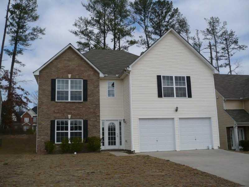 3563 Ebb Cir., Jonesboro, GA 30213