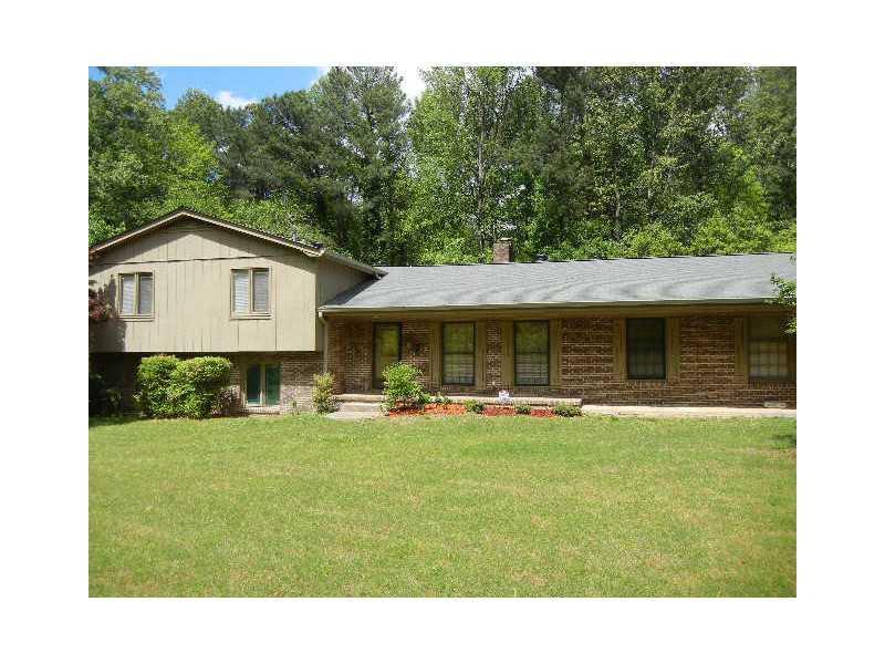 5845 Dekalb Ln., Norcross, GA 30093