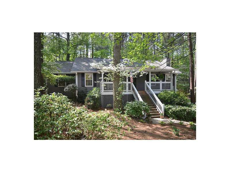 2001 Estate Ct., Woodstock, GA 30188