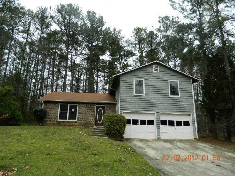 5454 Rocky Pine Dr., Lithonia, GA 30038