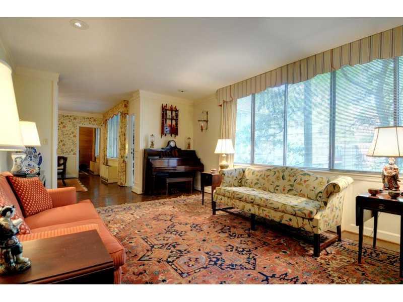 2637 Peachtree Rd. #212, Atlanta, GA 30305