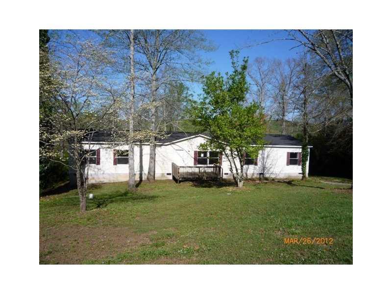 3985 C Loggins Rd., Gainesville, GA 30506