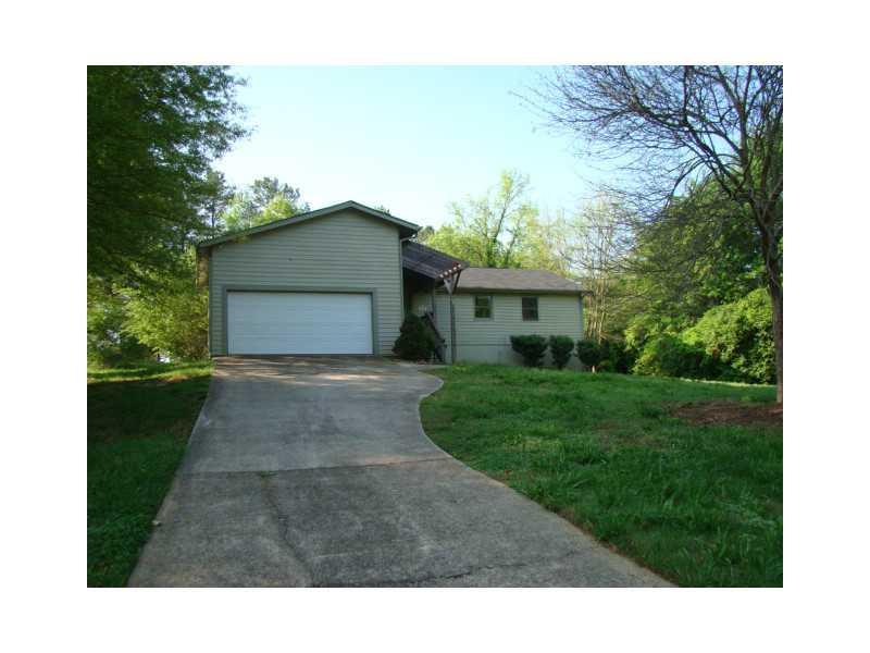 2565 Big Oaks Dr., Marietta, GA 30064