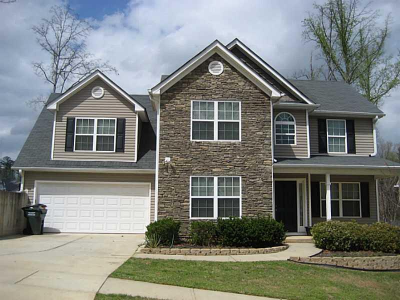 4305 Round Stone Dr., Snellville, GA 30039