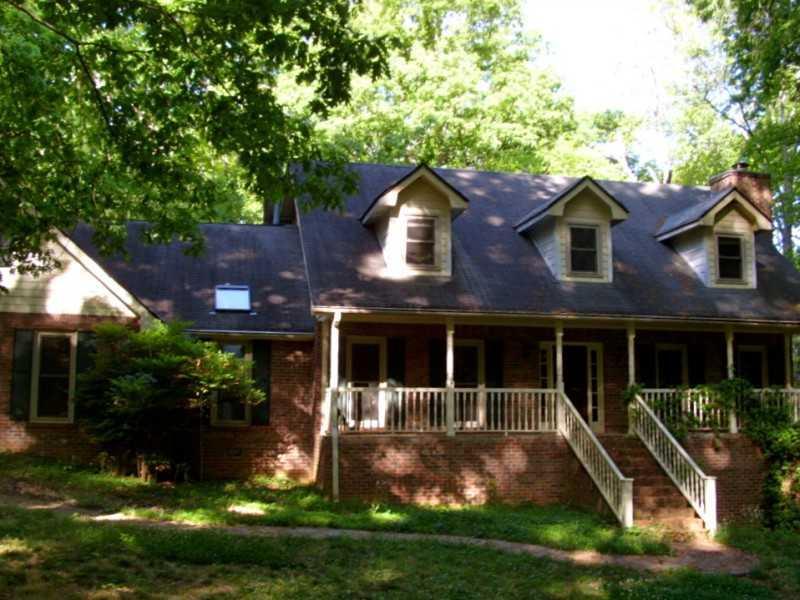 11700 Mountain Park Dr., Roswell, GA 30075
