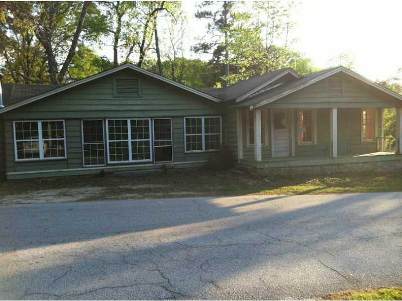 6733 Old Covington Rd., Lithonia, GA 30058