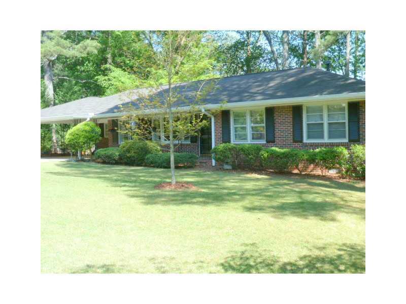 2723 Esquire Way, Tucker, GA 30084