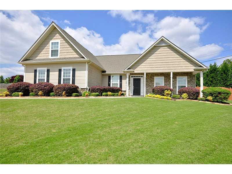 1372 Fountain Lakes Dr., Lawrenceville, GA 30043