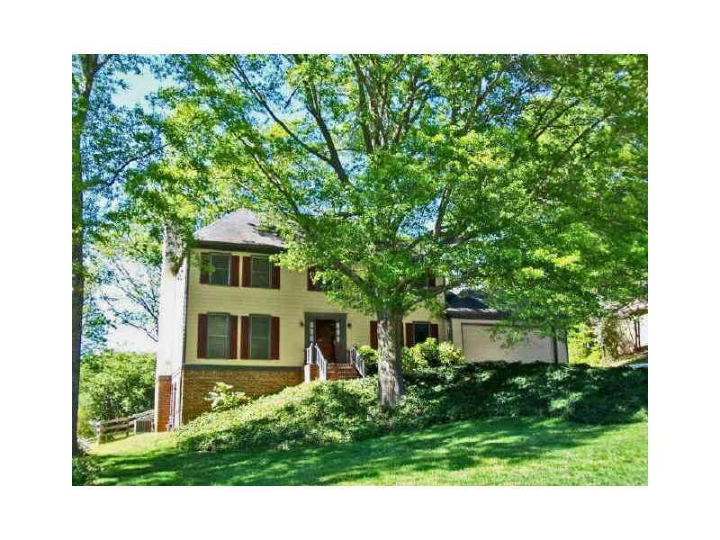 3849 Wentworth Ln., Lilburn, GA 30024