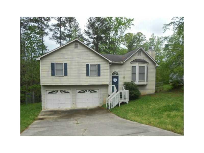 275 Silverthorne Cir., Douglasville, GA 30134