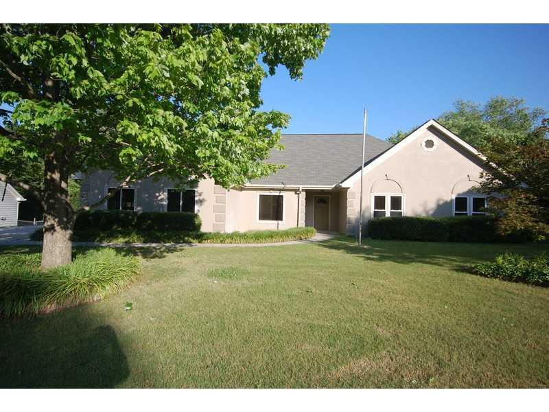 2081 Cherokee Farm Cove, Buford, GA 30519