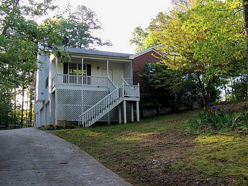 12 Royal Lake Dr., Cartersville, GA 30120