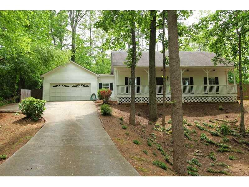 910 Cooper Lake Se Rd., Smyrna, GA 30082