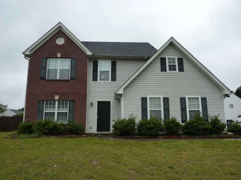 2148 Oakland Walk Dr., Lawrenceville, GA 30044