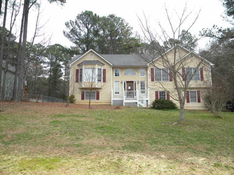 263 Southern Oaks Dr., Dallas, GA 30157