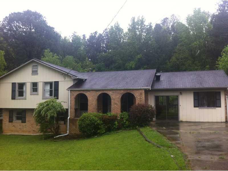 769 Freeman Dr., Lilburn, GA 30047