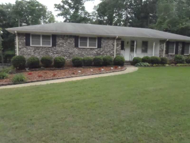 6274 Shore Dr., Douglasville, GA 30135