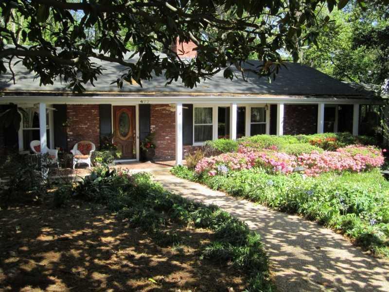 477 Bryn Mawr Ln., Atlanta, GA 30327
