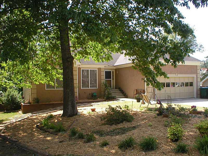 2345 Huntington Dr., Loganville, GA 30052