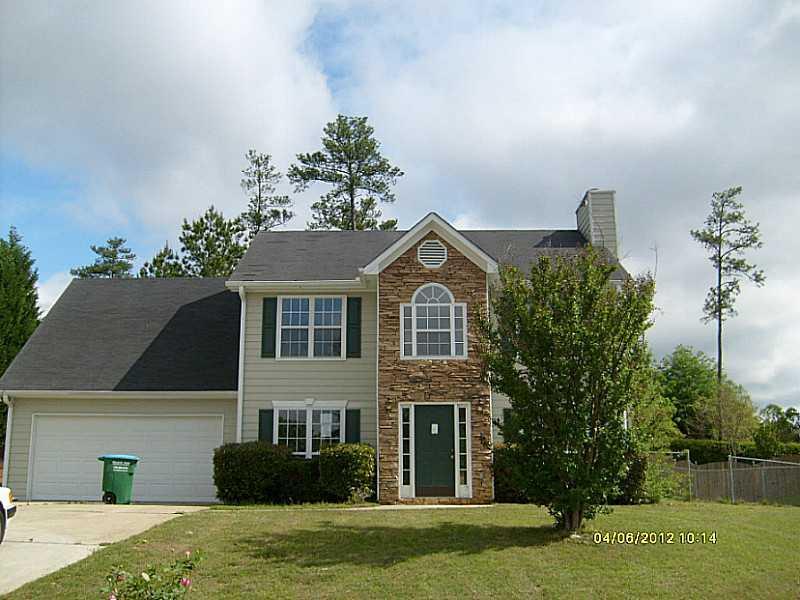 321 Pebblestone Dr., Loganville, GA 30052