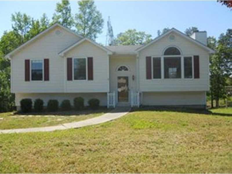 87 Brittaney Dr., Dallas, GA 30157