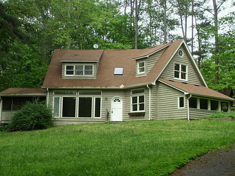 1545 Tomlin Tr., Woodstock, GA 30188