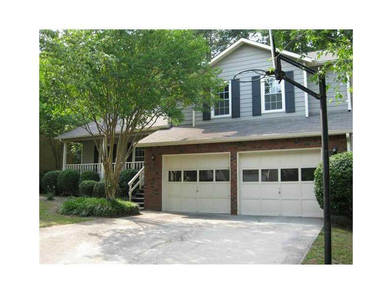 2121 Crescentview Dr., Lawrenceville, GA 30044