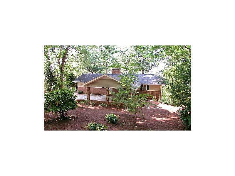 5805 Ridgetop Dr., Gainesville, GA 30504