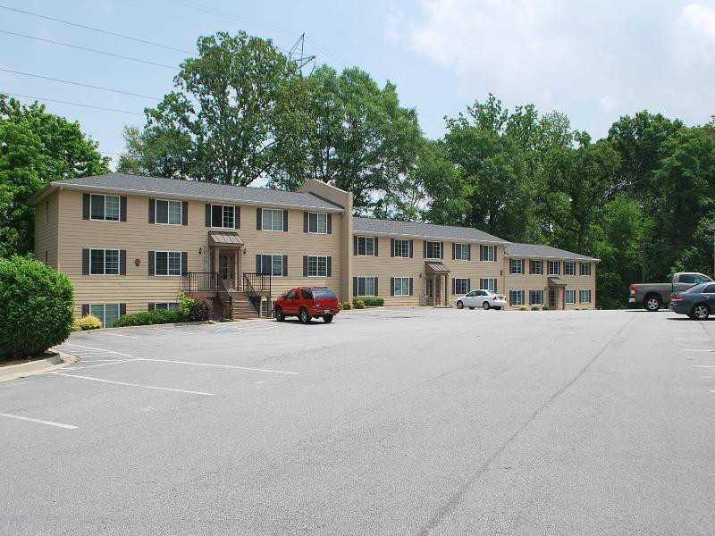 2145 Bolton Rd. #C7, Atlanta, GA 30318