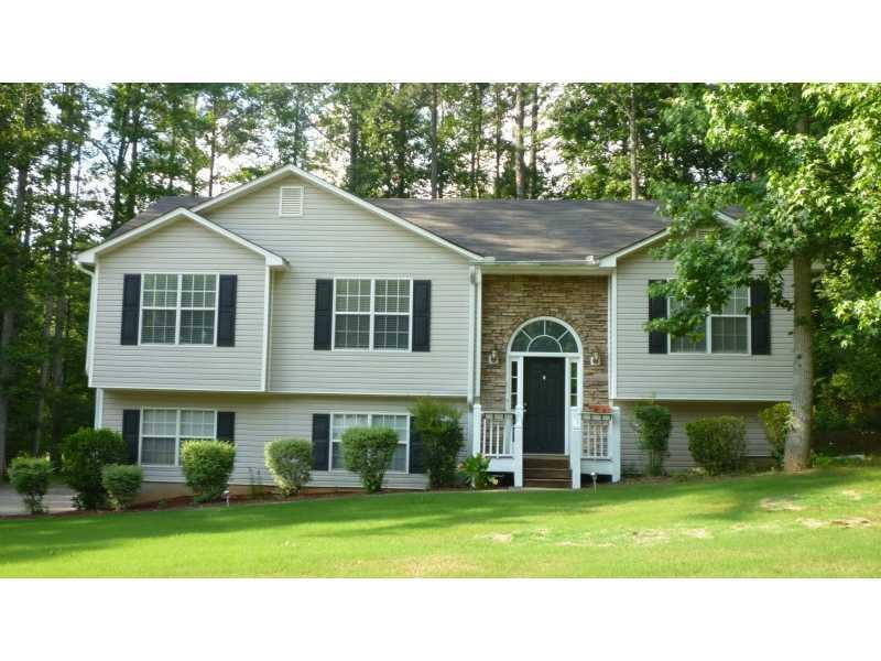 104 Battle Gate Ln., Dallas, GA 30157