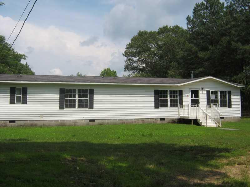 452G Baxter Rd., Calhoun, GA 30701