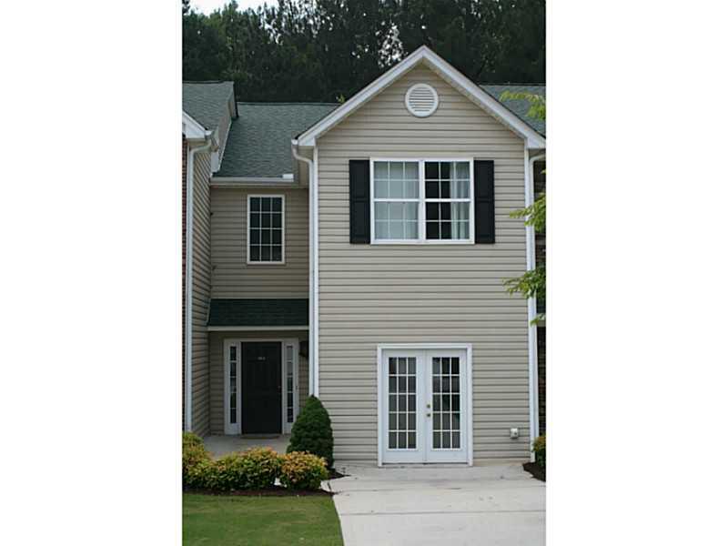 102 Creekwood Dr., Woodstock, GA 30188
