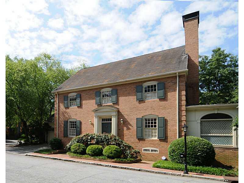 12 Nacoochee Pl., Atlanta, GA 30305