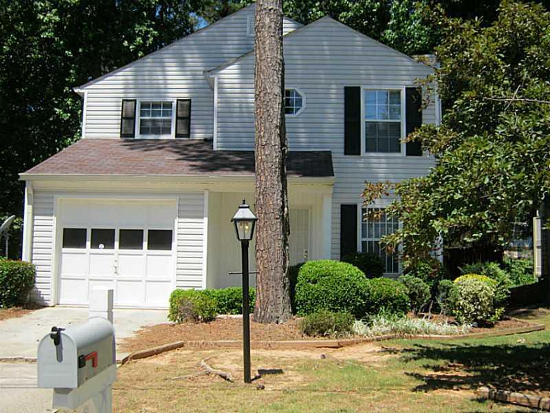 2197 Victoria Pl., Lithonia, GA 30058