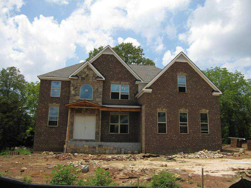 951 River Estate Rd., Lilburn, GA 30047