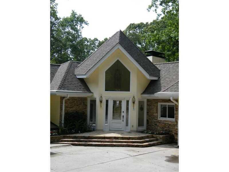 8435 Lynn Dr., Gainesville, GA 30506