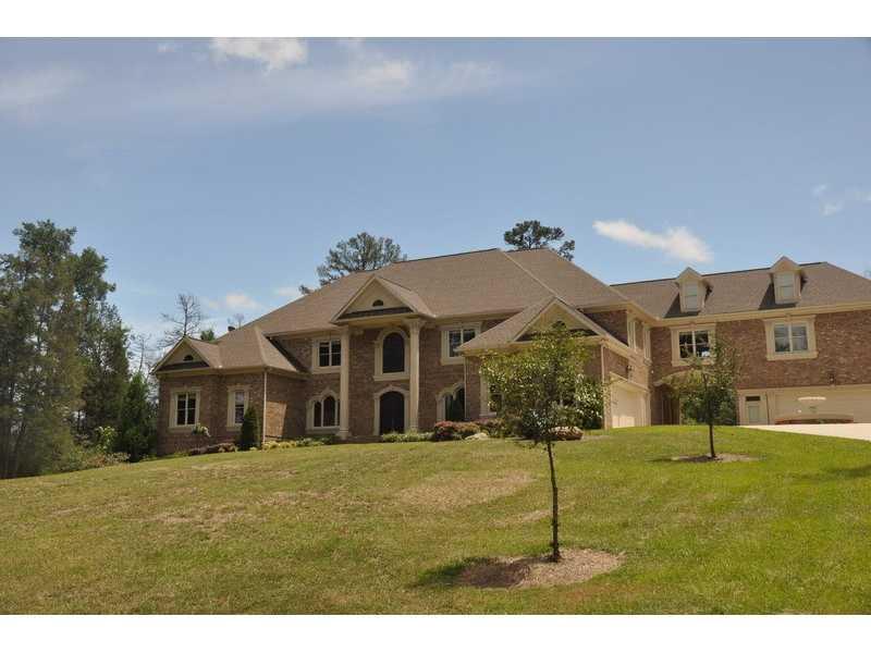 7498 Kimberly Lynn Ct., Lithonia, GA 30058