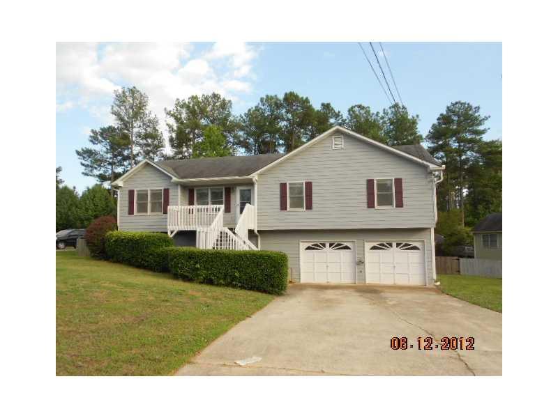 71 Silverthorne Dr., Douglasville, GA 30134