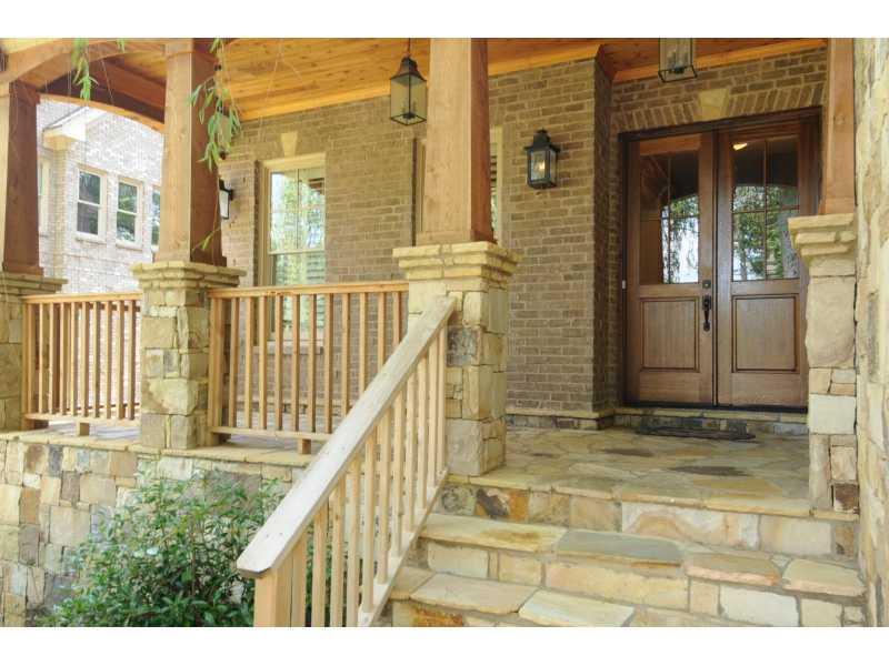 176 Lake Forrest Ln., Atlanta, GA 30342