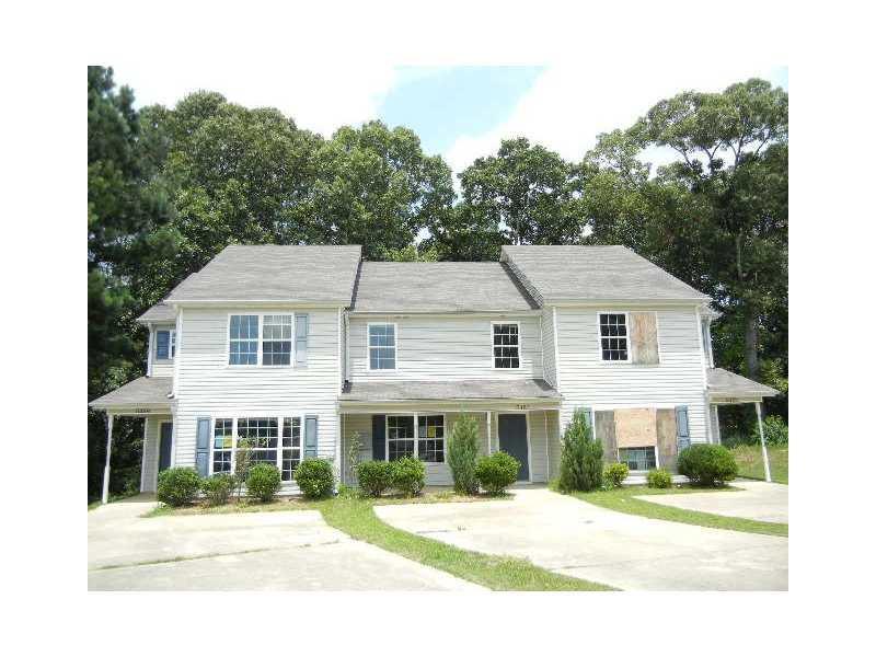 5485 Hickory Bend Ct., Atlanta, GA 30349