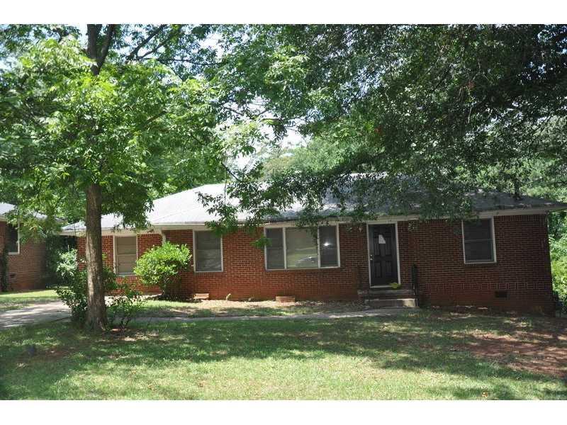 2207 Starline Dr., Decatur, GA 30032