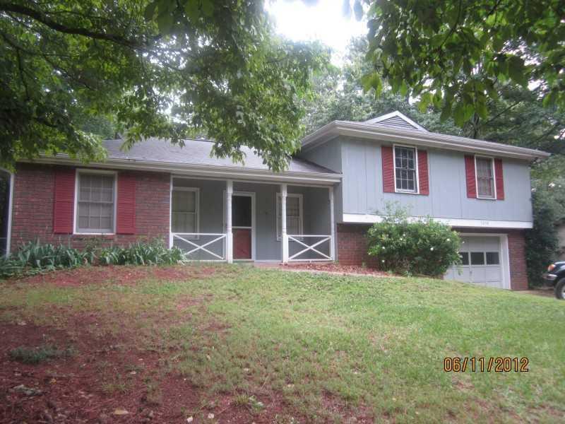 5658 Meadowood Dr., Acworth, GA 30102