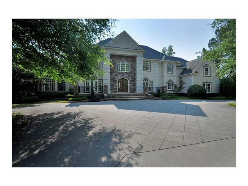 5375 N Powers Ferry Rd., Atlanta, GA 30327