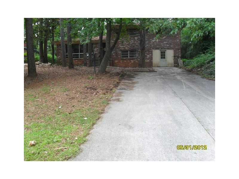 2356 Dawn Dr., Decatur, GA 30032