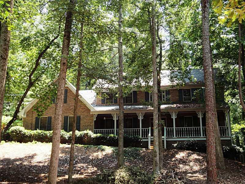 4319 Inns Brook Dr., Snellville, GA 30039